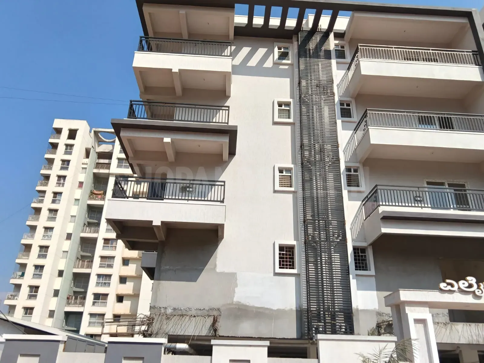 Ready-to-Move in Luxury Flats 2 &amp; 3BHK For Sale in K Narayanpura