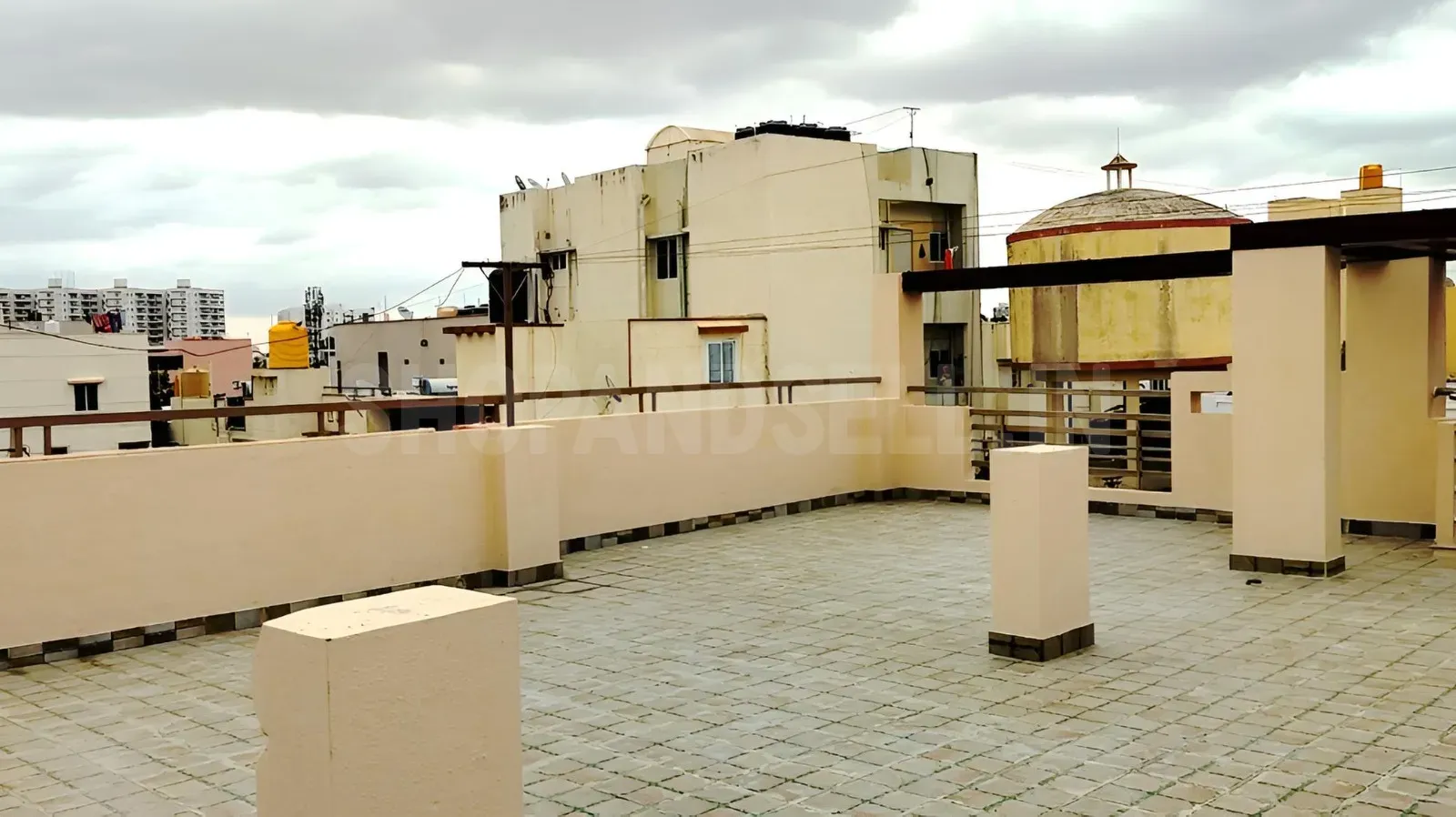 Live the Luxury Life in Your Own Independent House